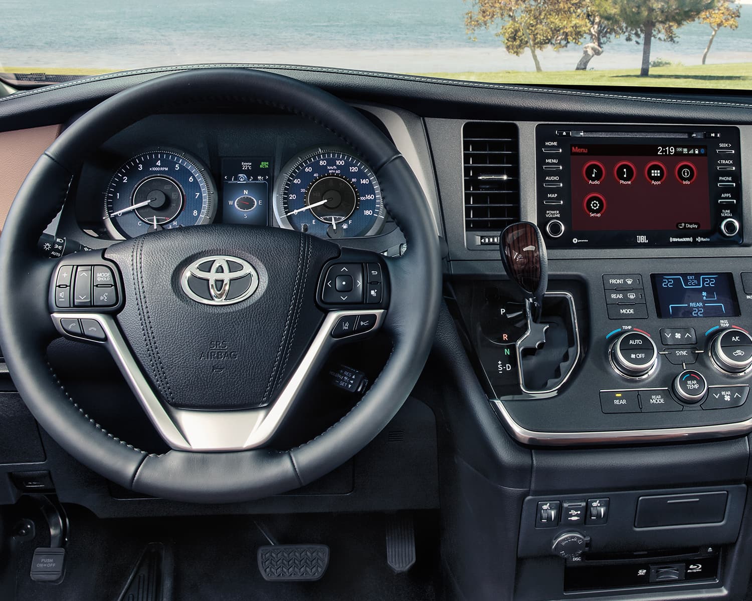 2020 Toyota Sienna | Birchwood Automotive Group