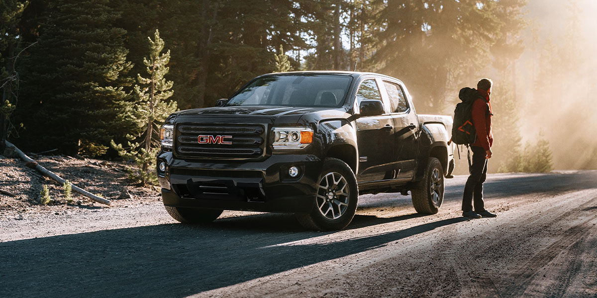 GMC Canyon - Front