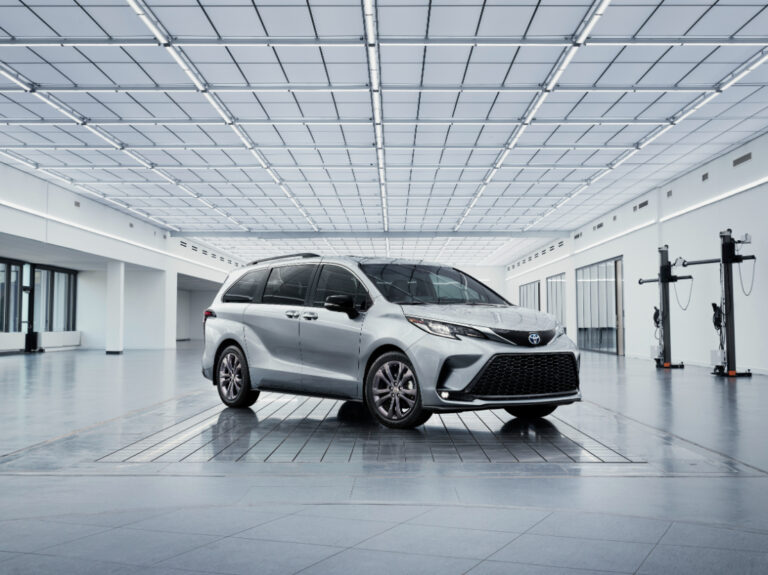 2023 Toyota Sienna