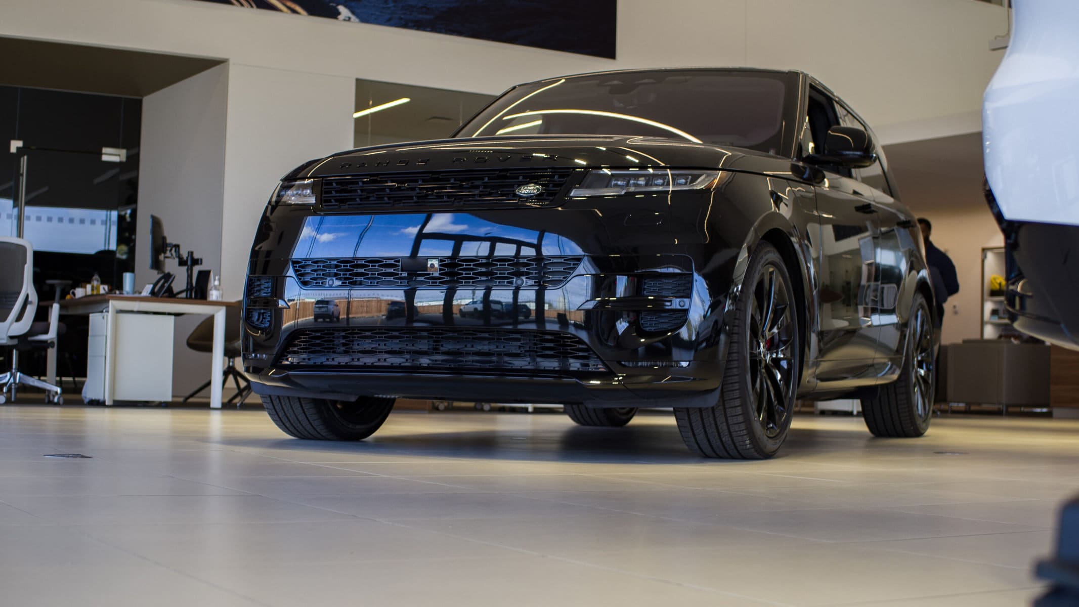 2024 Land Rover Range Rover Sport R-Dynamic SE | Birchwood Automotive Group