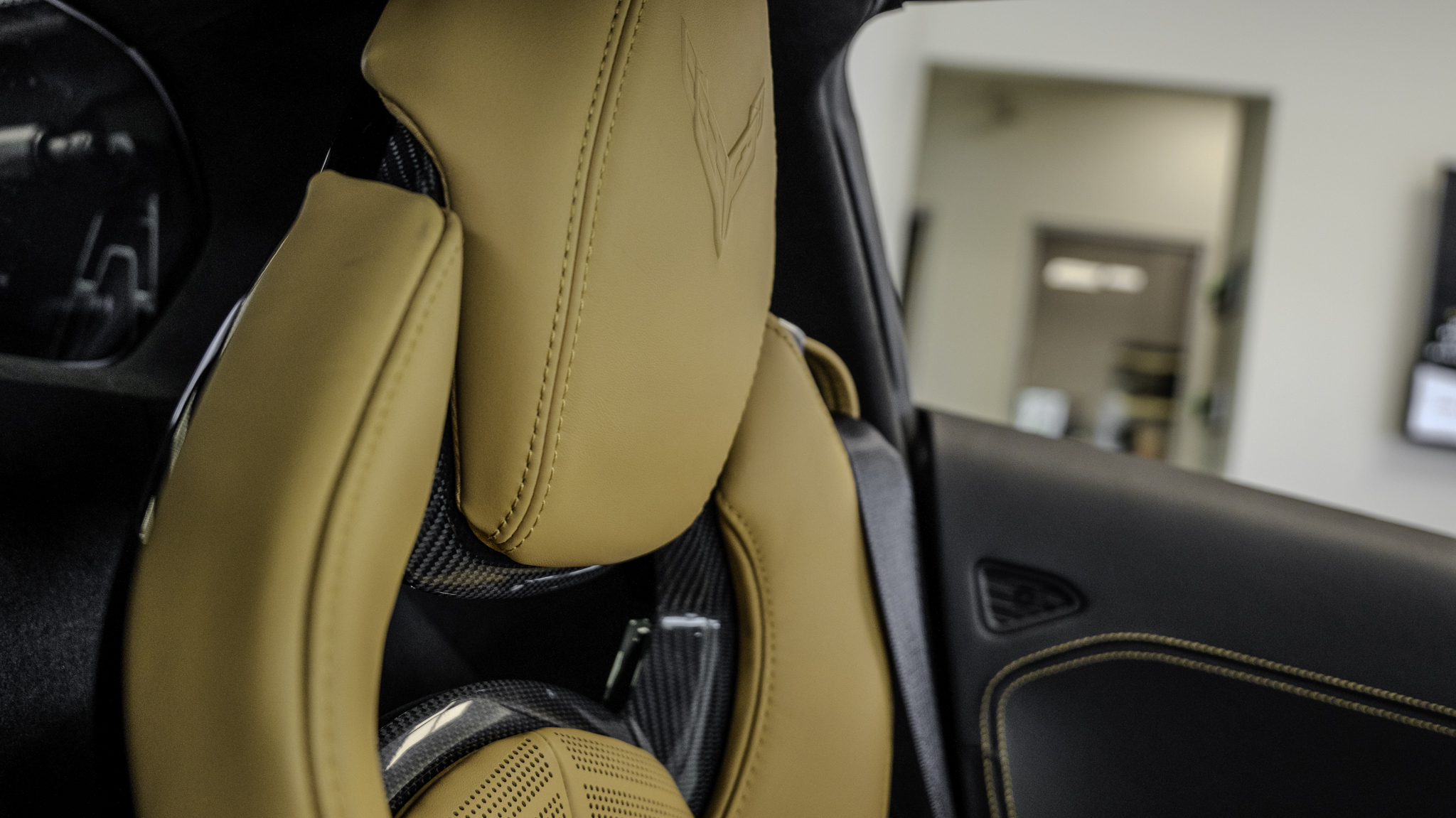 24-VehicleSpotlight-C8-Corvette-Photos-024