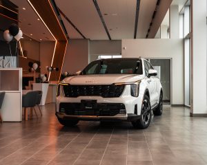 white 2025 kia Sorento in showroom